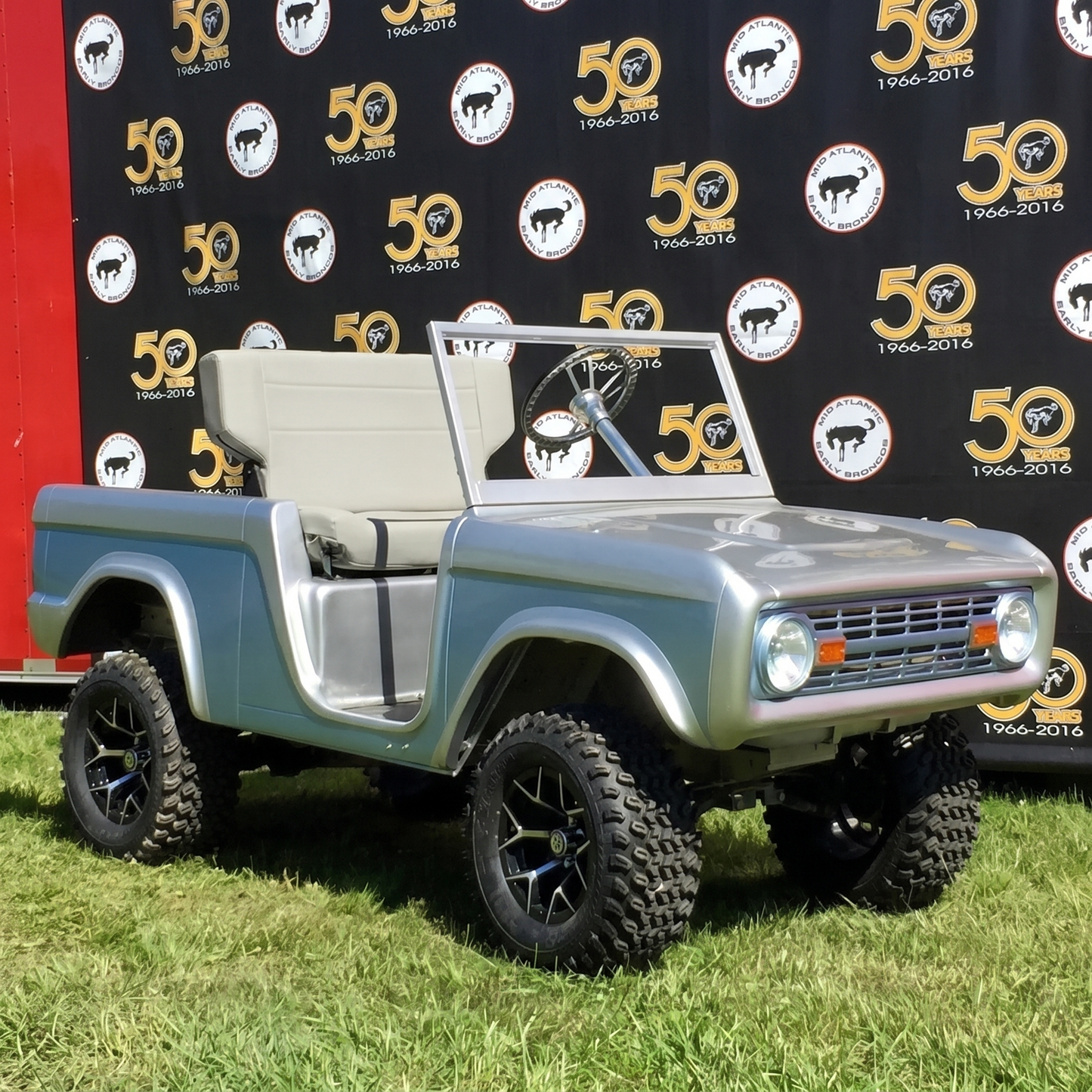 Mini Bronco